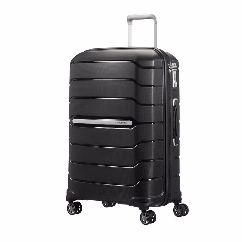 Hvor stor må en kuffert være i flyet?