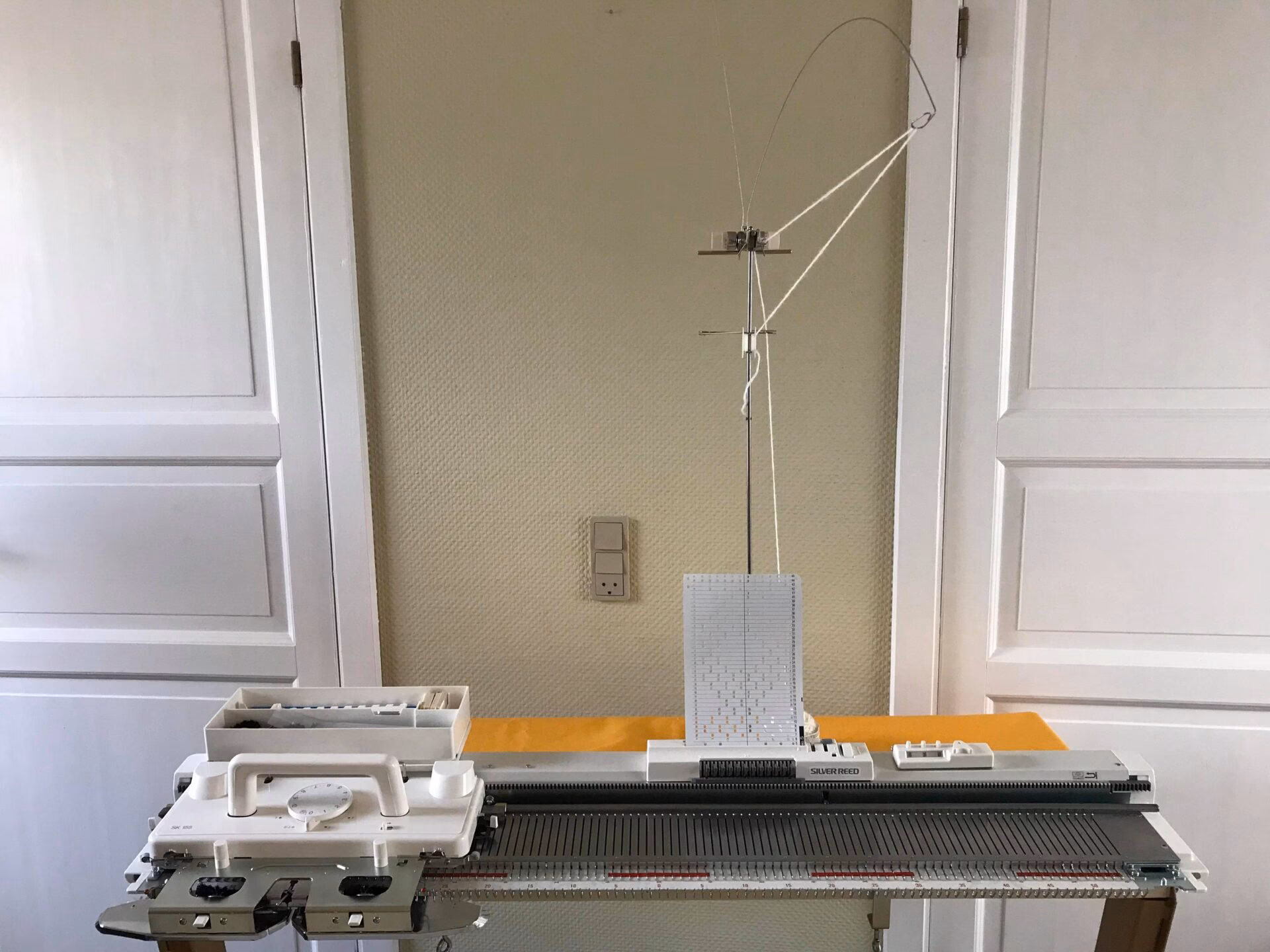 Hvordan renser man en strikkemaskine?